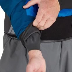 NRS Trockenjacke Flux -Werner Paddles Geschaft NRS Flux Drytop Paddeljacke Trockenjacke 22515 06 Blue Model WristGasket 062822 25624 1280x1280 1280x1280