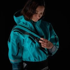 NRS Navigator GORE-TEX Pro Damen Trockenanzug -Werner Paddles Geschaft NRS Navigator Gore Tex Trockenanzug Drysuit Damen 22554 01 Aqua Catalog BlackEntryZipper 093021 22300 1280x1280 1280x1280