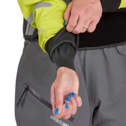 NRS Orion Damen Tourenjacke -Werner Paddles Geschaft NRS Orion Women Paddling Jacket Tourenjacke Damen 20023 01 Lime Model WristGasket 080122 24789 1280x1280 1280x1280