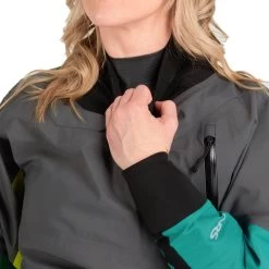 NRS Pivot Drysuit Women 7 NRS Pivot Drysuit Women -Werner Paddles Geschaft NRS Pivot Drysuit Women Trockenanzug Damen 22537 03 JadeLime Model NeckGasket 061722 25414 1280x1280 1280x1280